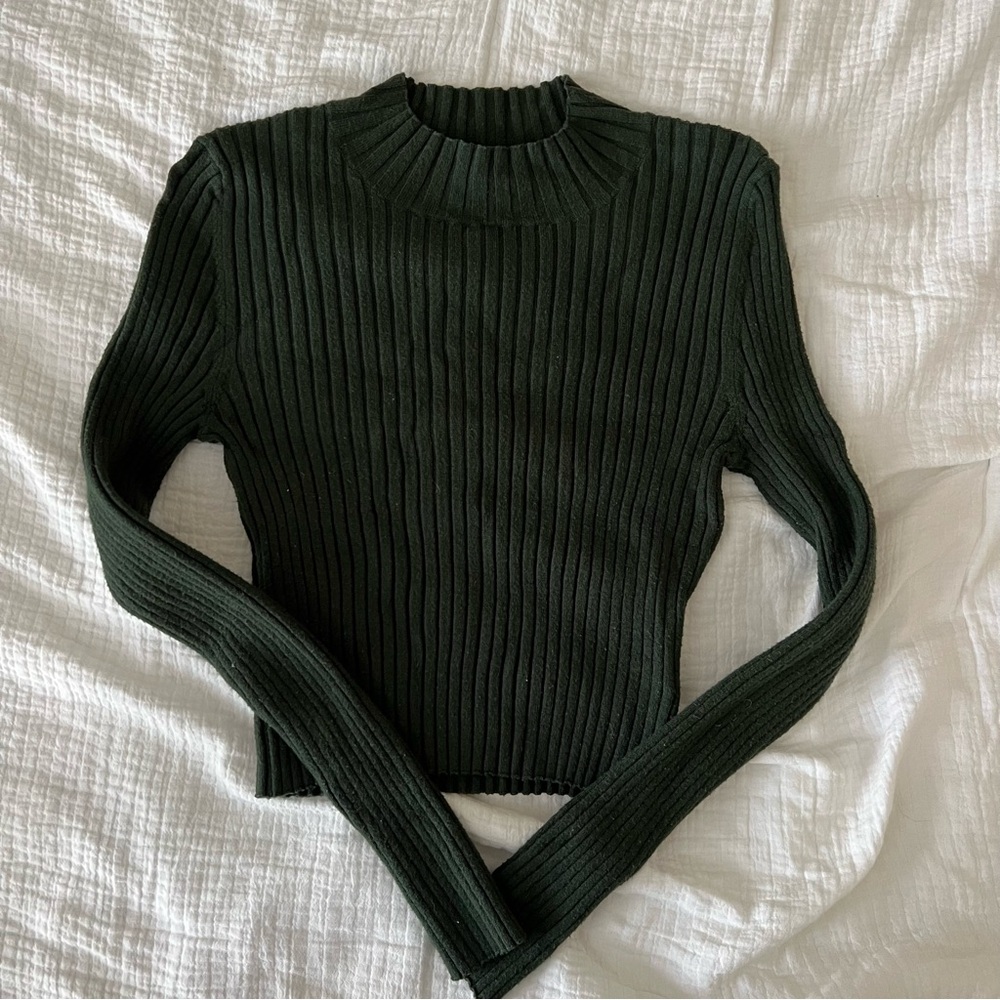 Stretchy Kendall & Kylie Ribbed Crop Top